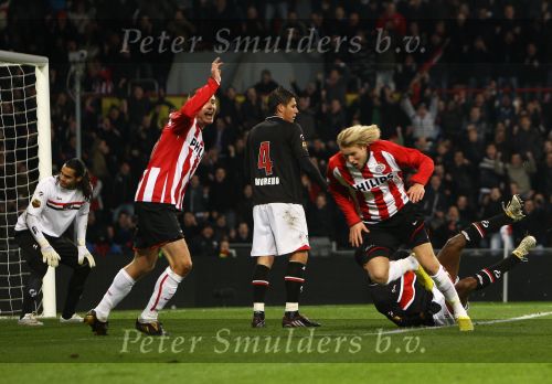Eindhoven, 12 December 2009
Kompetitiewedstrijd PSV-AZ, eindstand 1-0 Seizoen 2009/2010
Ola Toivonen brengt 4 minuten voor tijd PSV op 1-0
Foto Junior Smulders