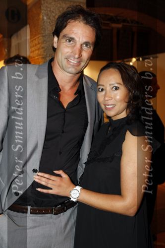 Amsterdam 9 november 2009
LAF Life after Football beurs  in de beurs van Berlage. Oscar Moens met vrouw
Peter Smulders bv