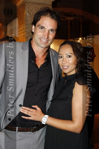 Amsterdam 9 november 2009
LAF Life after Football beurs  in de beurs van Berlage. Oscar Moens met vrouw
Peter Smulders bv