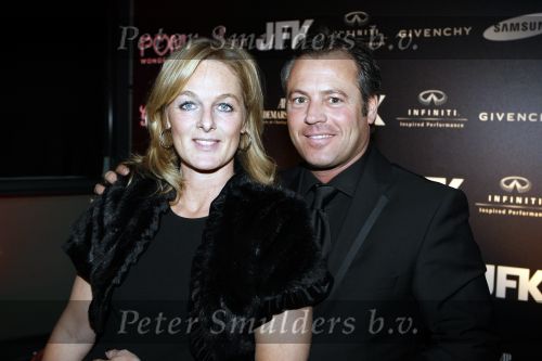 Amsterdam 21 november 2009
Gala van JFK waar de nederlander van het jaar gekozen wordt in de passenger terminal. Otto ... met vrouw
Peter Smulders bv
