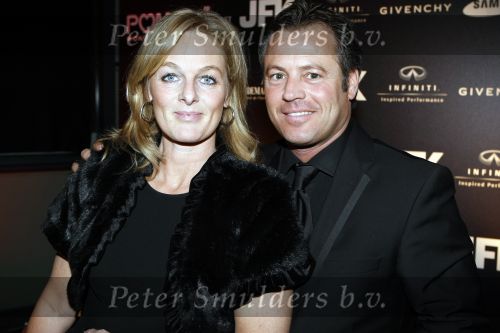 Amsterdam 21 november 2009
Gala van JFK waar de nederlander van het jaar gekozen wordt in de passenger terminal. Otto ... met vrouw
Peter Smulders bv