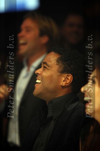 Amsterdam 9 november 2009
LAF Life after Football beurs  in de beurs van Berlage. Patrick Kluivert met Rossana 
Peter Smulders bv