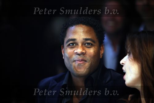 Amsterdam 9 november 2009
LAF Life after Football beurs  in de beurs van Berlage. Patrick Kluivert met Rossana 
Peter Smulders bv