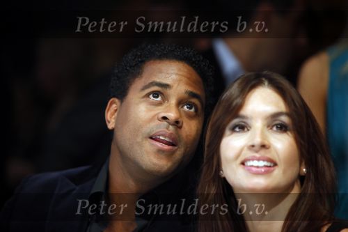 Amsterdam 9 november 2009
LAF Life after Football beurs  in de beurs van Berlage. Patrick Kluivert met Rossana 
Peter Smulders bv