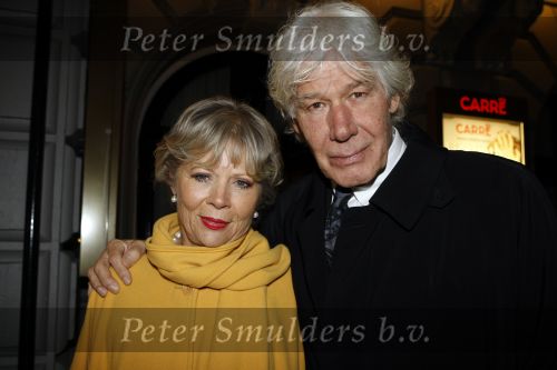 Amsterdam 11 november 2009
Paul v Vliet met zijn vrouw bij premiere carre.
Peter Smulders bv