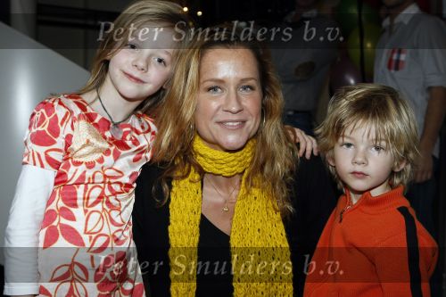 Overveen 18 november 2009
Presentatie cd van K3 met Kristel Josje (nieuw ) en Karen ( zwanger). paulien Huizinga met Myrthe en Pieter
Peter Smulders bv