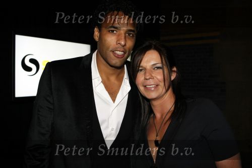 Amsterdam 9 november 2009
LAF Life after Football beurs  in de beurs van Berlage. Pierre v Hooijdonk met vrouw
Peter Smulders bv