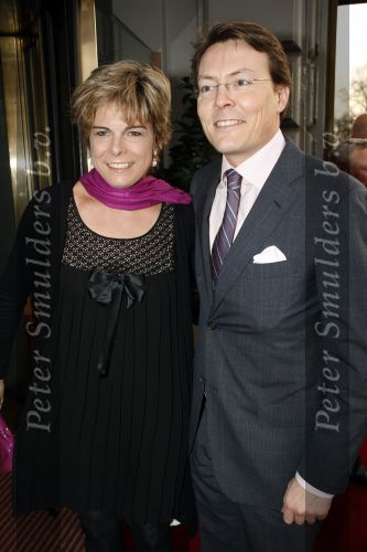 Amsterdam 6 december 2009
Premiere prins Claus in Carre. Koningin Beatrix Prins Constantijn en Prinses Laurentien zijn daarbij aanwezig.
Peter Smulders bv