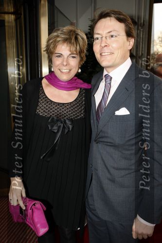 Amsterdam 6 december 2009
Premiere prins Claus in Carre. Koningin Beatrix Prins Constantijn en Prinses Laurentien zijn daarbij aanwezig.
Peter Smulders bv