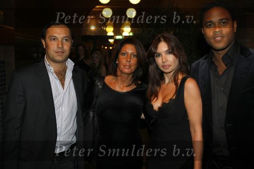 Amsterdam 9 november 2009
LAF Life after Football beurs  in de beurs van Berlage. Patrick Kluivert met Rossana en Rachel hazes met vriend
Peter Smulders bv