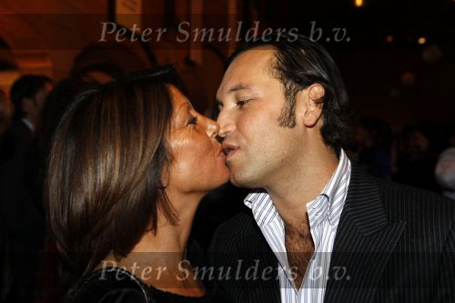 Amsterdam 9 november 2009
LAF Life after Football beurs  in de beurs van Berlage. Rachel hazes met vriend
Peter Smulders bv