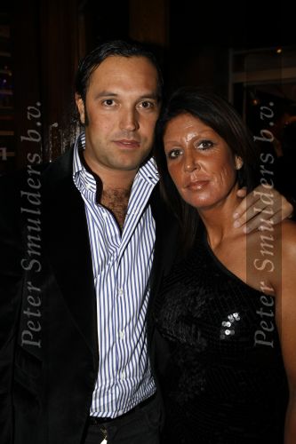 Amsterdam 25 november 2009
Opening grand cafe Players in amsterdam. Rachel Hazes met vriend en Andre Jr
Peter Smulders bv