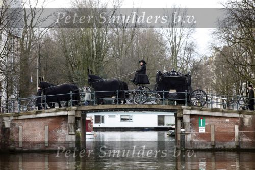 Amsterdam 8 december 2009
Begrafenis Ramses Shaffy op zorgvlied. Ramses vertrok met koets vanaf Carre. Daar waren Liesbeth List met man en dochter en Kitty Courbois
Peter Smulders bv