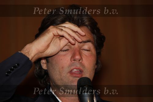 Amsterdam 16 november 2009
Premiere komt een vrouw bij de dochter in Tuschinski.  Reinout Oerlemans
Peter Smulders bv
