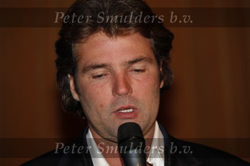 Amsterdam 16 november 2009
Premiere komt een vrouw bij de dochter in Tuschinski.  Reinout Oerlemans
Peter Smulders bv