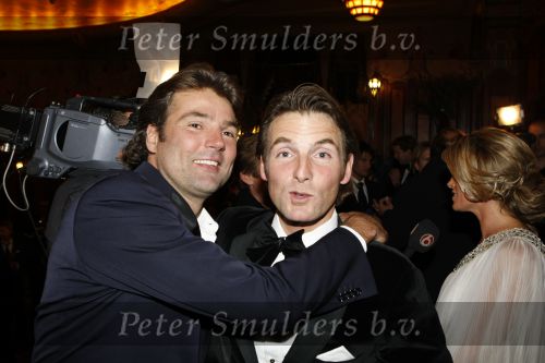 Amsterdam 16 november 2009
Premiere komt een vrouw bij de dochter in Tuschinski. Prins Maurits en Reinout Oerlemans
Peter Smulders bv