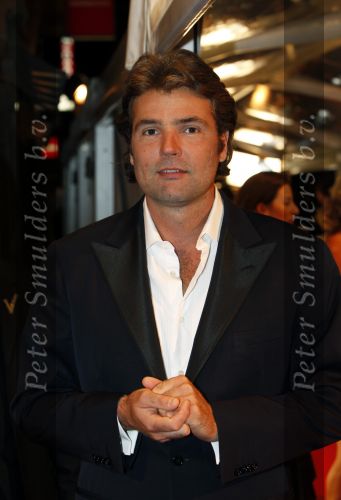 Amsterdam 16 november 2009
Premiere komt een vrouw bij de dochter in Tuschinski. Reinout Oerlemans
Peter Smulders bv