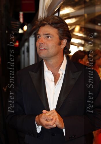 Amsterdam 16 november 2009
Premiere komt een vrouw bij de dochter in Tuschinski. Reinout Oerlemans
Peter Smulders bv