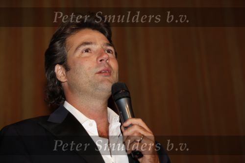 Amsterdam 16 november 2009
Premiere komt een vrouw bij de dochter in Tuschinski.  Reinout Oerlemans
Peter Smulders bv