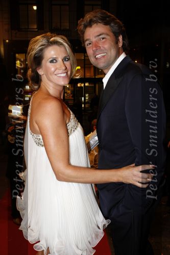 Amsterdam 16 november 2009
Premiere komt een vrouw bij de dochter in Tuschinski. Reinout en Danielle Oerlemans
Peter Smulders bv