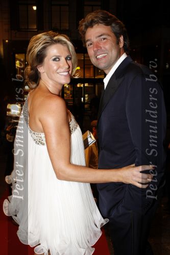 Amsterdam 16 november 2009
Premiere komt een vrouw bij de dochter in Tuschinski. Reinout en Danielle Oerlemans
Peter Smulders bv