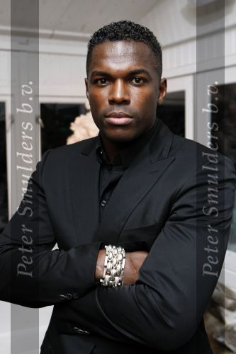 Amsterdam 18 november 2009
Esquire best geklede man van Nederland verkiezing. Remy Bonjasky met Buddha to Buddha armband
Peter Smulders bv