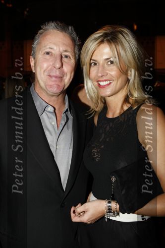Amsterdam 9 november 2009
LAF Life after Football beurs  in de beurs van Berlage. Rob Jansen met vrouw
Peter Smulders bv