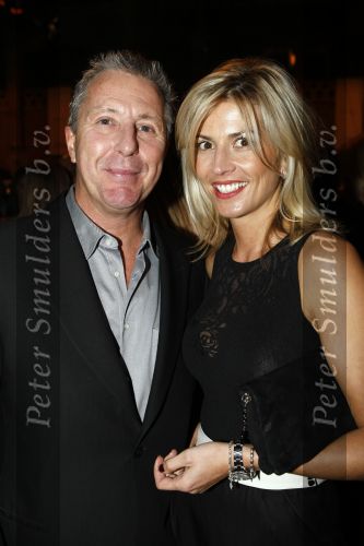 Amsterdam 9 november 2009
LAF Life after Football beurs  in de beurs van Berlage. Rob Jansen met vrouw
Peter Smulders bv