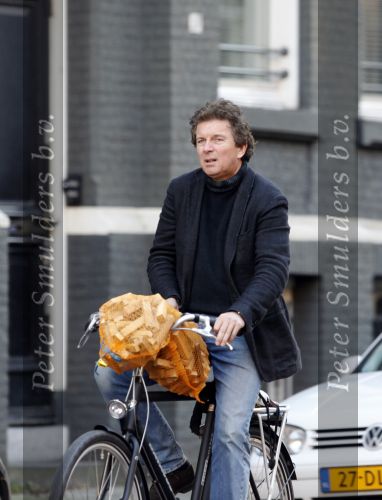 Amsterdam 1 december 2009
Robert ten Brink op de fiets.
Peter Smulders bv