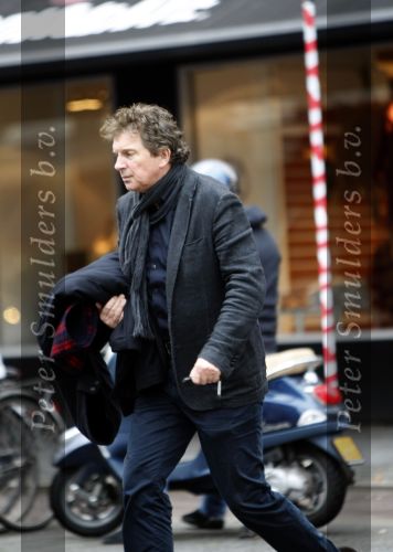 Amsterdam 3 december 2009
Robert ten Brink op straat
Peter Smulders bv