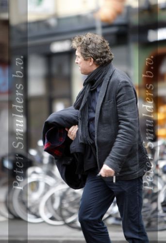 Amsterdam 3 december 2009
Robert ten Brink op straat
Peter Smulders bv