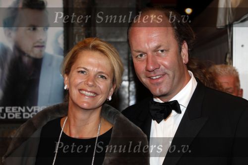 Amsterdam 16 november 2009
Premiere komt een vrouw bij de dochter in Tuschinski. Roeland Voerman met vrouw
Peter Smulders bv