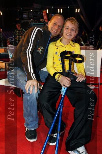 Amsterdam 8 december 2009
Sterren kinderen dansen op het ijs in de rai. Ron Boszhard met zoon Niels
Peter Smulders bv