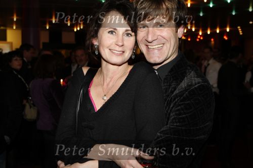 Gouda 7 december 2009
Premiere de gelukkige huisvrouw in het theater van Gouda.
 Ruben Lursen met vrouw
Peter Smulders bv