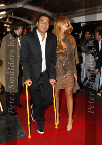 Amsterdam 16 november 2009
Premiere komt een vrouw bij de dochter in Tuschinski. Ruud  en Estelle Gullit
Peter Smulders bv