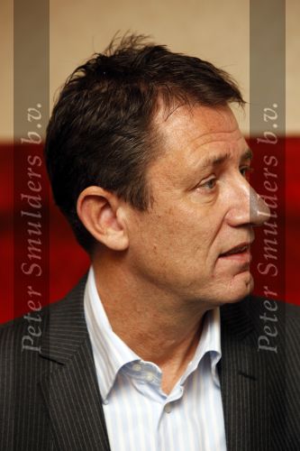 Amsterdam Schiphol 23 november 2009
Presentatie boek Hans Kazan in het Hilton hotel. Ruud Hendriks
Peter Smulders bv