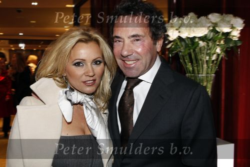 Amsterdam 1 december 2009
Opening Tiffany\'s winkel in de pc hooftstraat. Ronnie Rosenbaum en tatjana
Peter Smulders bv