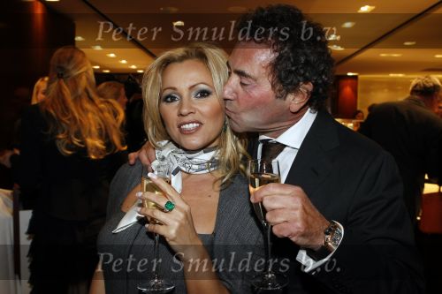 Amsterdam 1 december 2009
Opening Tiffany\'s winkel in de pc hooftstraat. Ronnie Rosenbaum en tatjana
Peter Smulders bv