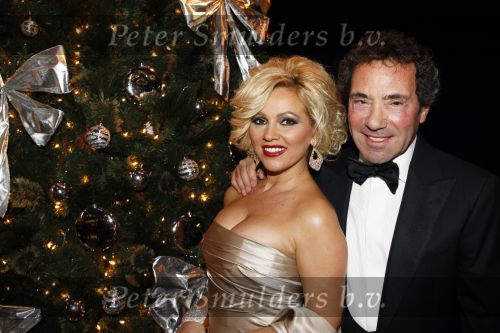 Amsterdam 10 december 2009
VIP avond van de miljonair fair in de RAI. Tatjana met Ronnie Rosenbaum
Peter Smulders bv