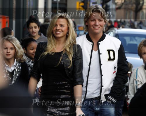 Den Haag 12 december 2009
Premiere in Pathe den Haag. Thomas Berge met zijn nieuwe vriendin
Peter Smulders bv