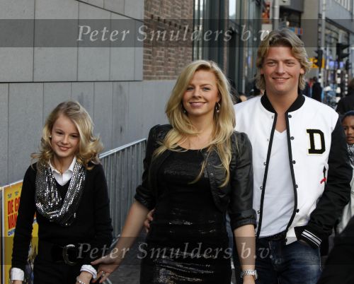 Den Haag 12 december 2009
Premiere in Pathe den Haag. Thomas Berge met zijn nieuwe vriendin
Peter Smulders bv