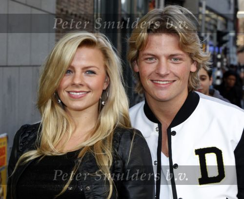 Den Haag 12 december 2009
Premiere in Pathe den Haag. Thomas Berge met zijn nieuwe vriendin
Peter Smulders bv