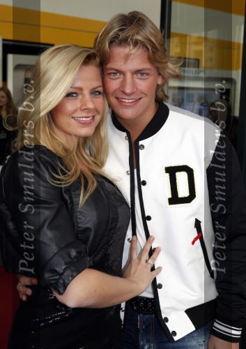 Den Haag 12 december 2009
Premiere in Pathe den Haag. Thomas Berge met zijn nieuwe vriendin
Peter Smulders bv