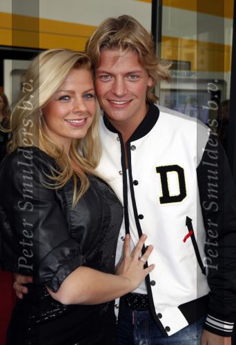 Den Haag 12 december 2009
Premiere in Pathe den Haag. Thomas Berge met zijn nieuwe vriendin
Peter Smulders bv