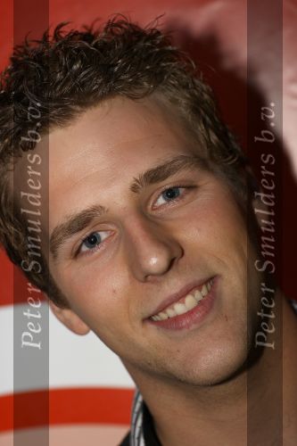 Amsterdam, 17 November 2009
Presentatie Escape van Finalisten Popstras 2009
Wesley Popstars 2009
Peter Smulders BV