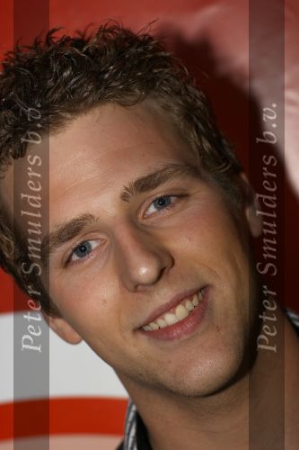 Amsterdam, 17 November 2009
Presentatie Escape van Finalisten Popstras 2009
Wesley Popstars 2009
Peter Smulders BV