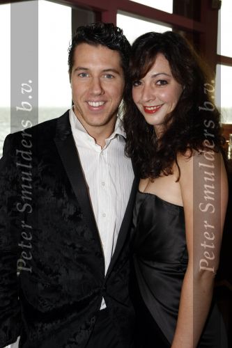 Hoorn 15 november 2009
Premiere Chicago in de schouwburg van Hoorn. William Spaaij  met een vriendin
Peter Smulders bv
