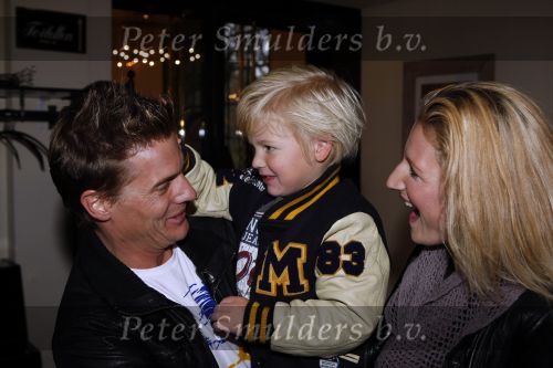 Overveen 18 november 2009
Presentatie cd van K3 met Kristel Josje (nieuw ) en Karen ( zwanger). Winston post met Denise v Rijswijk en zoon jayden
Peter Smulders bv