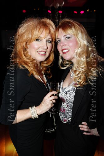 Amsterdam 9 december 2009
Presentatie Playboy met daarin Patricia Paay in Majestic. Yvonne Keeley met dochter
Peter Smulders bv