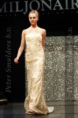 Amsterdam 11 december 2010
Modeshow Addy v d Krommenacker op de miljonair fair.
Peter Smulders bv